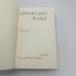 Preview: Schmidt, Arno: Arno Schmidt's Arbeitsexemplar von Finnegans Wake by James Joyce Faksimile des von Arno Schmidt mit verschiedenen Bunt- und Bleistiftunterstreichungen, Randglossen und Kleinstübersetzungen versehenen Arbeitsexemplars der Ausgabe von 1950. B