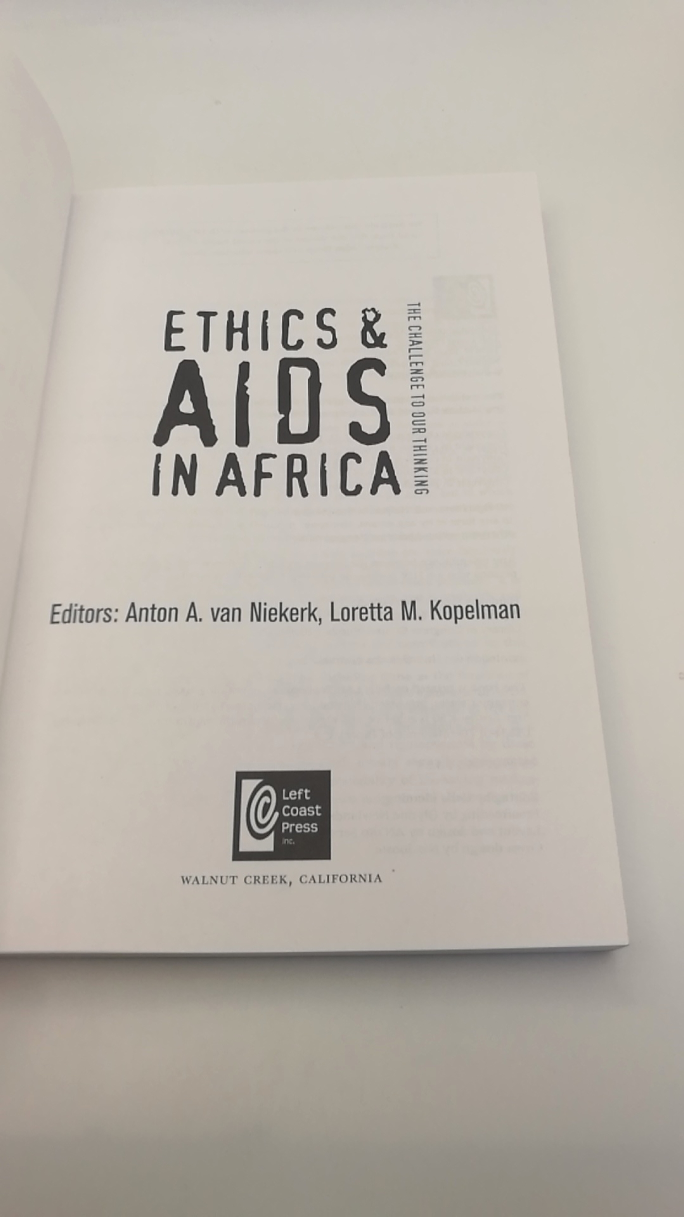 Niekerk, Anton A. van (ed.): Ethics and AIDS in Africa The Challenge to Our Thinking