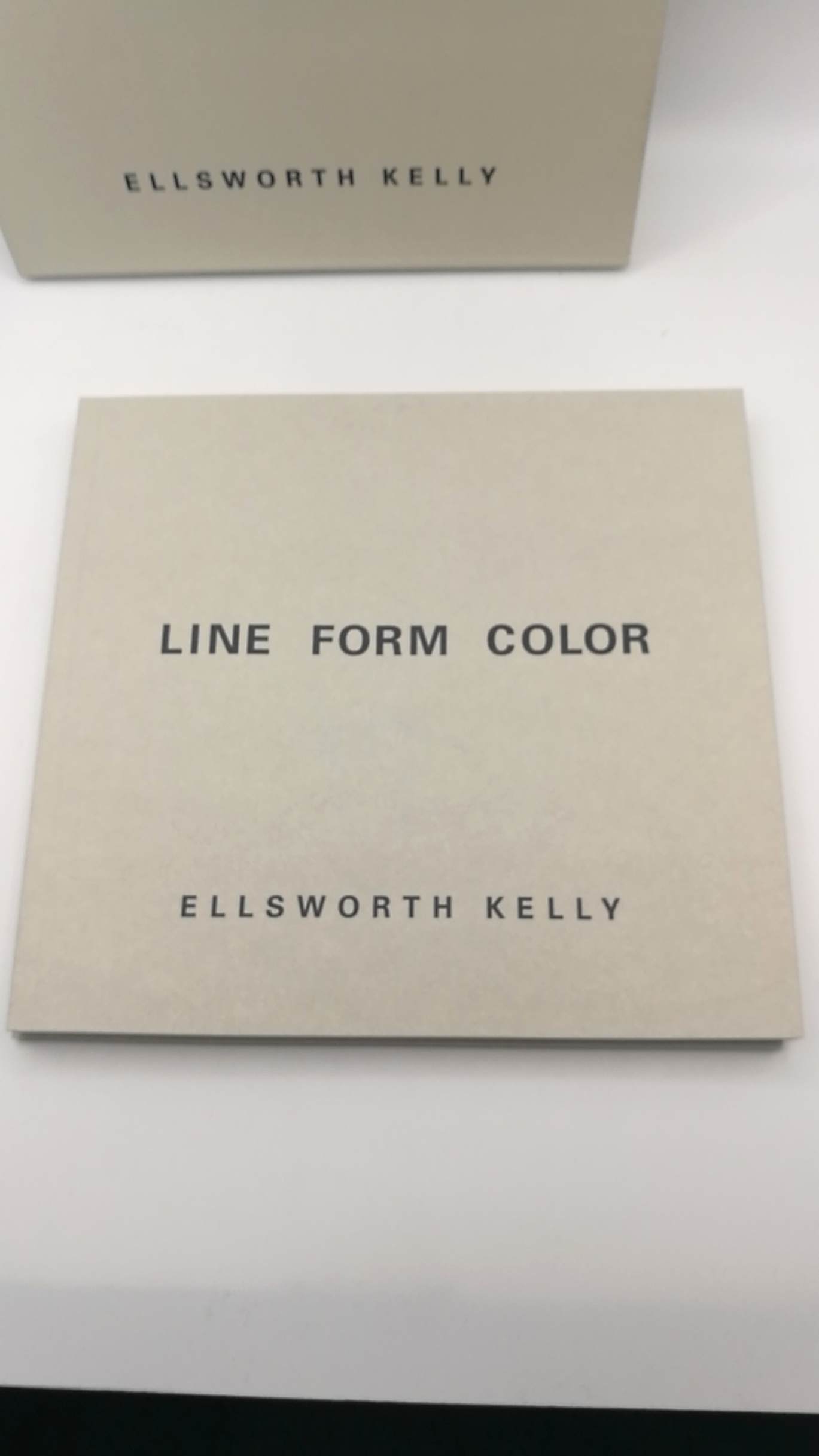 Kelly, Ellsworth: Line Form Color Intensive Unabhängigkeit: Line Form Color von Ellsworth Kelly