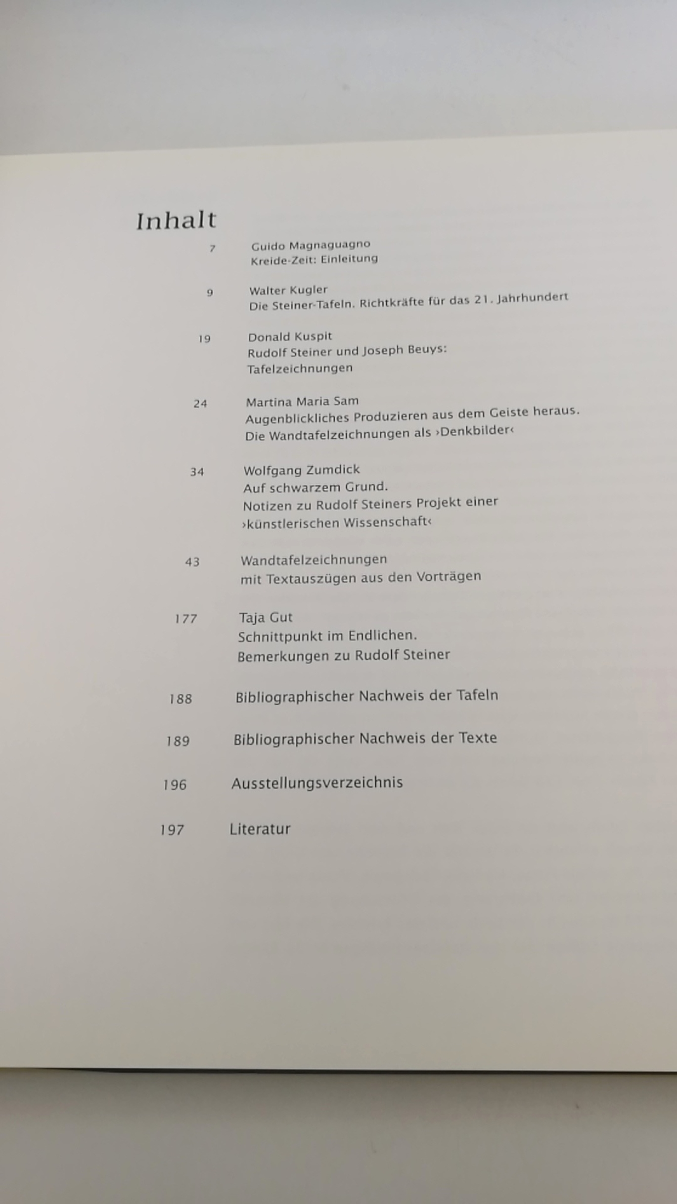 Kugler, Walter (Hrsg.): Rudolf Steiner, Wandtafelzeichnungen 1919 - 1924 Anläßlich der Ausstellung "Rudolf Steiner - Andrej Belyi - Joseph Beuys - Emma Kunz. Richtkräfte für das 21. Jahrhundert" im Kunsthaus Zürich vom 21. Mai - 1. August 1999]