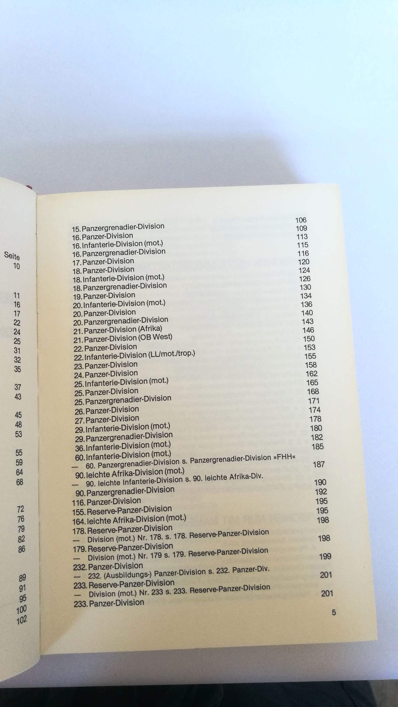 Stoves, Rolf (Verfasser): Die gepanzerten und motorisierten deutschen Grossverbände (Divisionen u. selbständige Brigaden) 1935 - 1945 / Rolf Stoves