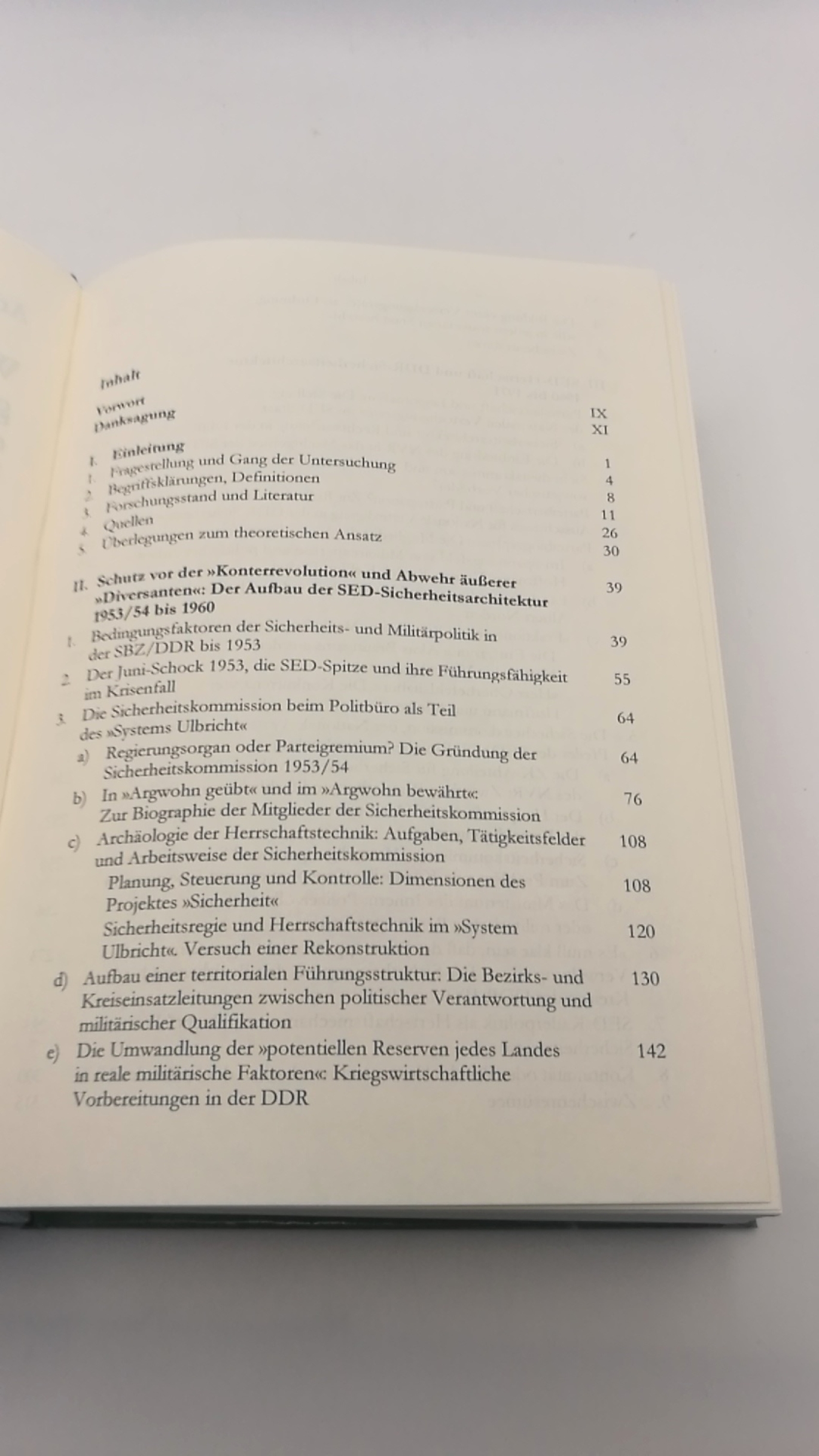 Wagner, Armin (Verfasser): Walter Ulbricht und die geheime Sicherheitspolitik der SED Der Nationale Verteidigungsrat der DDR und seine Vorgeschichte (1953 bis 1971) / Armin Wagner. Hrsg. vom Militärgeschichtlichen Forschungsamt