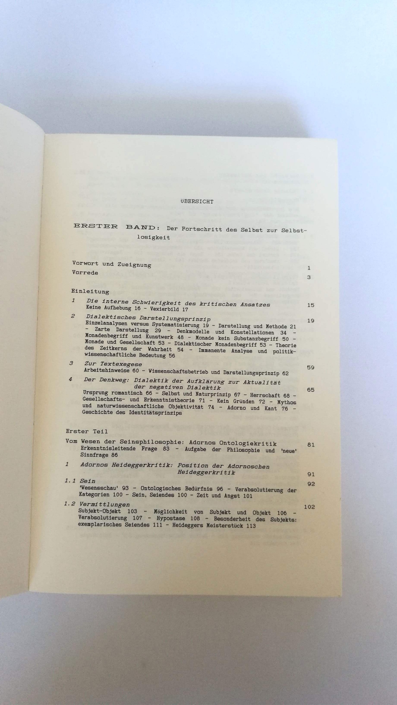 Schlüter, Carsten: Adornos Kritik der apologetischen Vernunft. 2 Bände Epistemata Würzburger wissenschaftliche Schriften. Reihe Philosophie