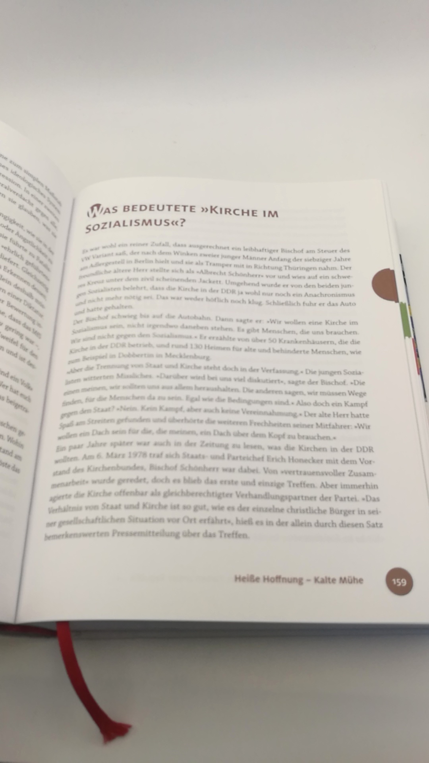 Behling, Klaus (Verfasser): Leben in der DDR Alles was man wissen muss / Klaus Behling