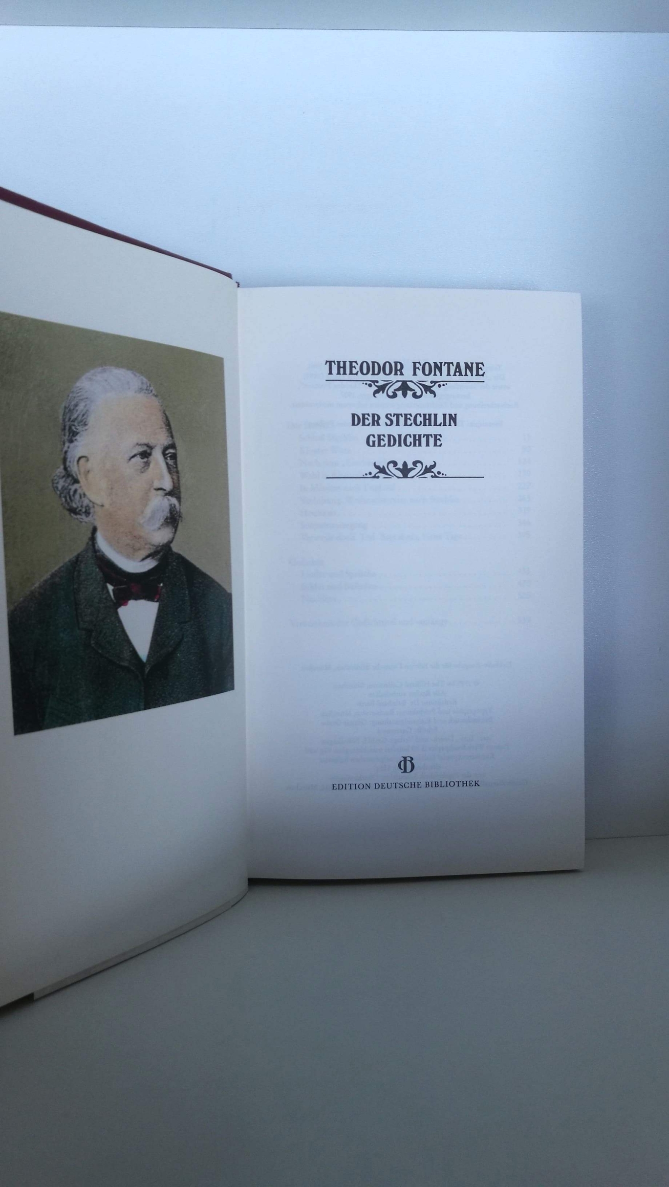 Theodor Fontane: Der Stechlin Exklusiv-Ausgabe der sehr dekorativen Reihe der HILLIARD COLLECTION. Mit Kontrollschein und Exlibris-Vordruck.