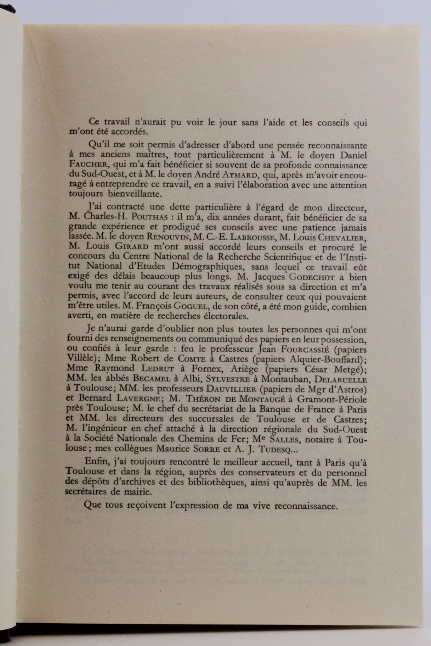 Andre Armengaud: Les populations de l est-Aquitain au debut de l epoque contemporaine. Recherches sur une region moins developpee (vers 1845 - vers 1871).