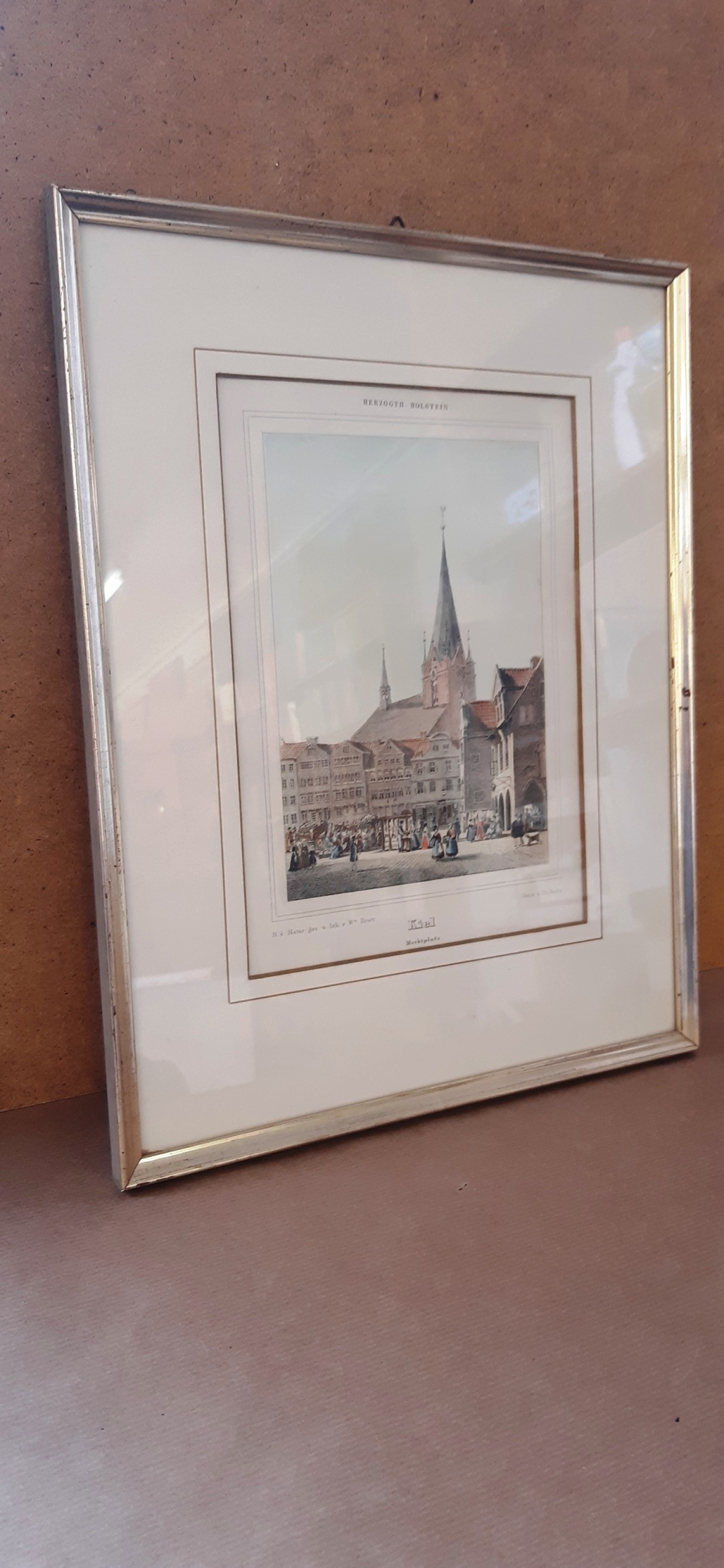 Wilhelm Heuer: Marktplatz in Kiel, nach der Natur gezeichnet und lithographiert von Wilhelm Heuer. Aus der Folge: Malerische Ansichten von Schleswig, Holstein und Lauenburg