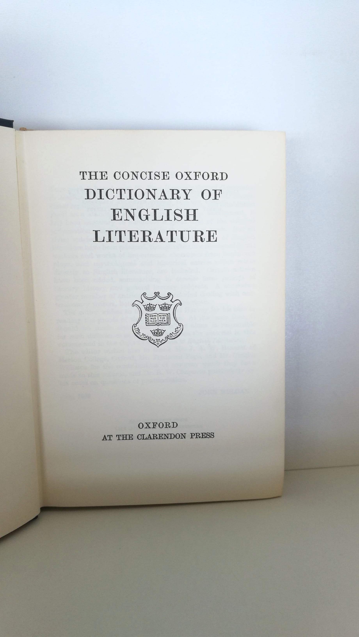 o. Autor: The consise Oxford Dictionary of English Literature