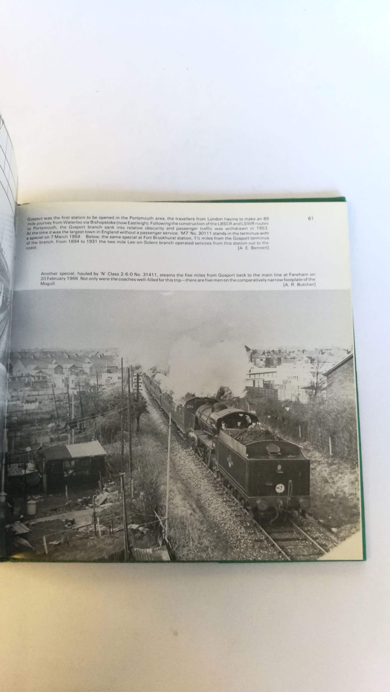 Tony Fairclough, and Alan Wills: Southern Branch Line Steam. Vol. 1 