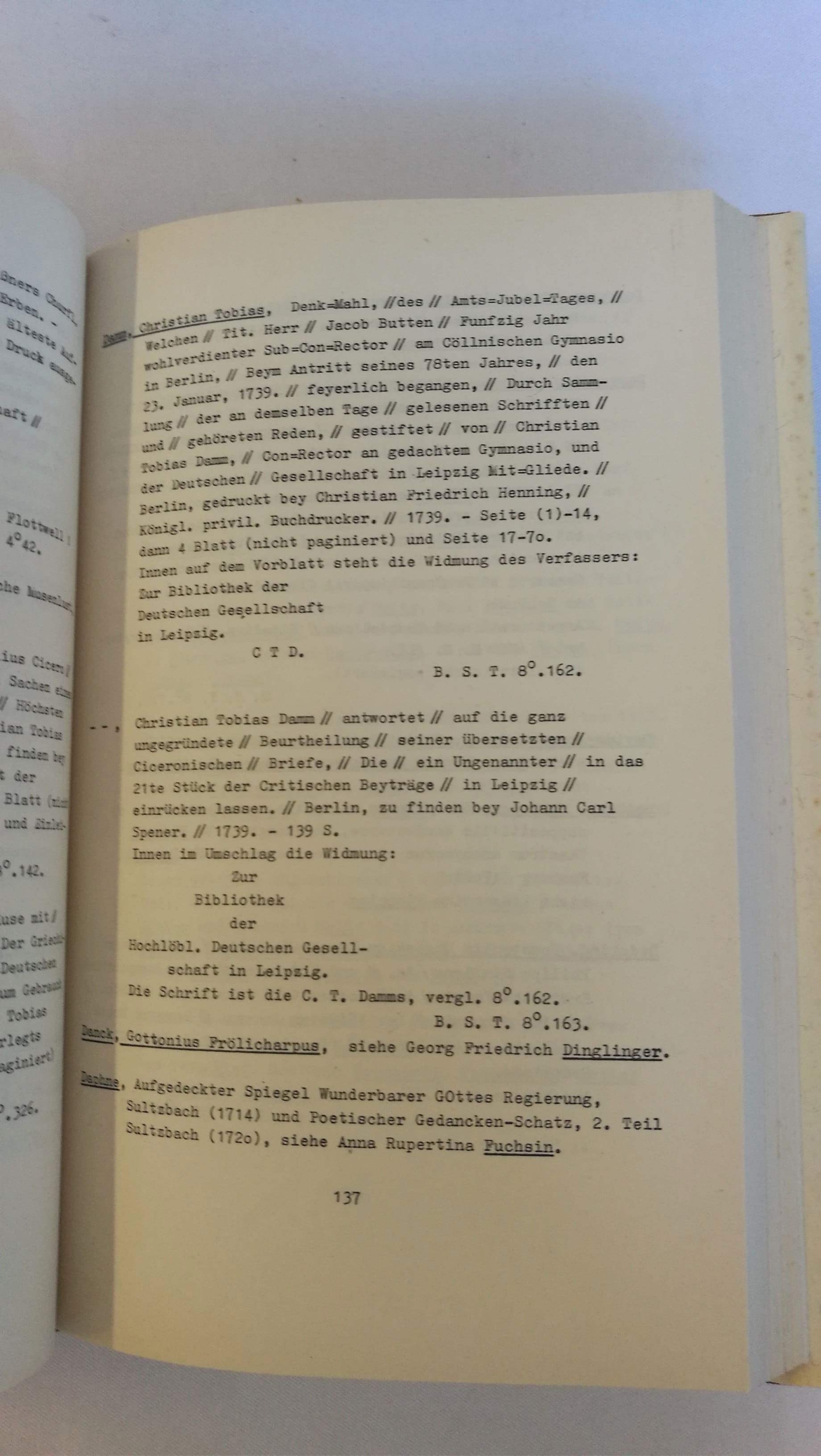 Zentralantiquariat der DDR (Hrgs.): Bibliographie zur Barockliteratur. Bibliotheca Societatis Teutonicae Saeculi XVI-XVIII. 2 Bände. Katalog der Büchersammlung der Deutschen Gesellschaft in Leipzig. Nach dem von Ernst Kroker bearbeiteten handschriftlichen