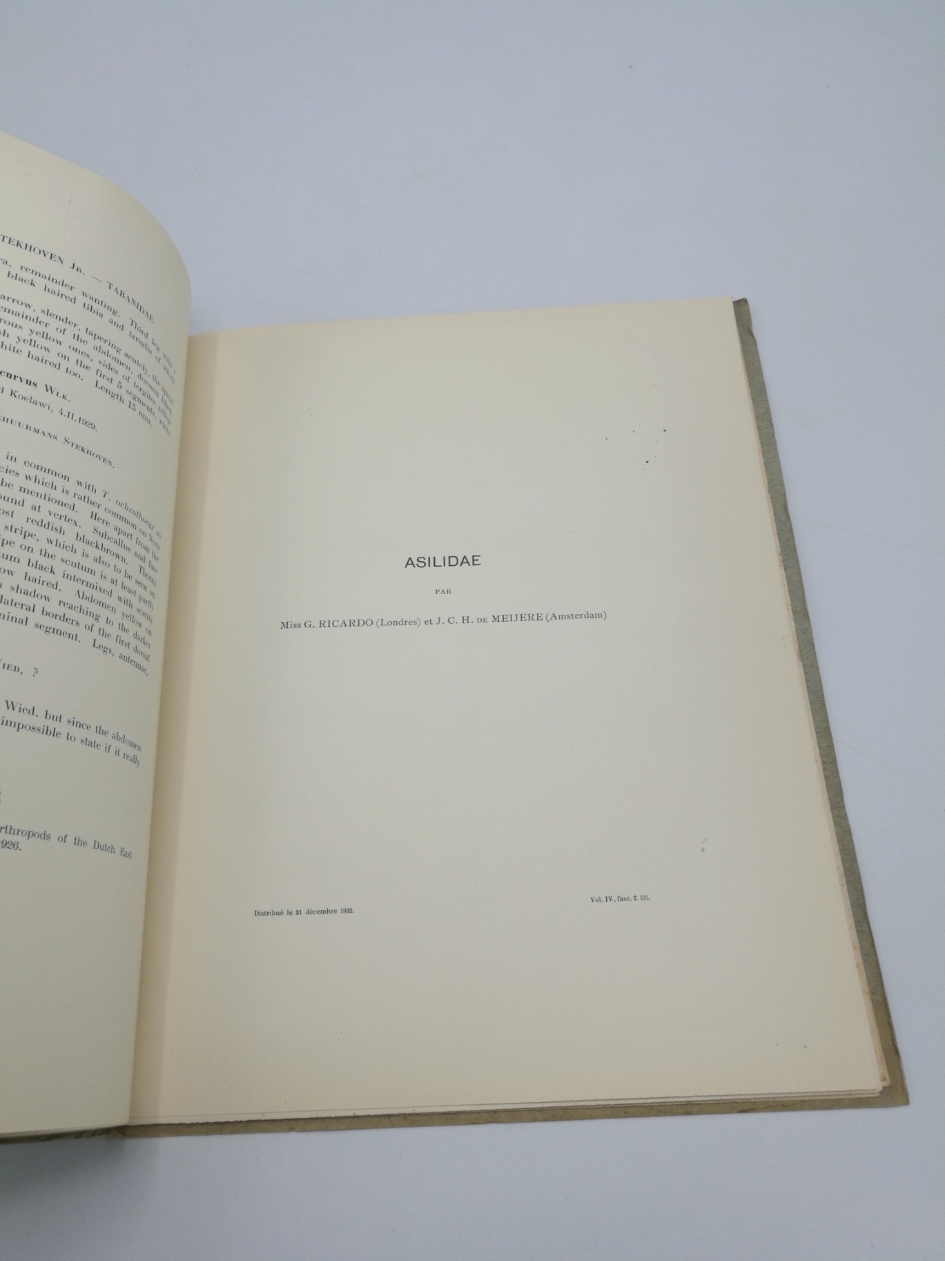 van Straelen (Hrsg.), V.: Diptera I. Résultats Scientifiques du Voyage aux Indes Orientales Néerlandaises. Vol. IV. Fasc. 7