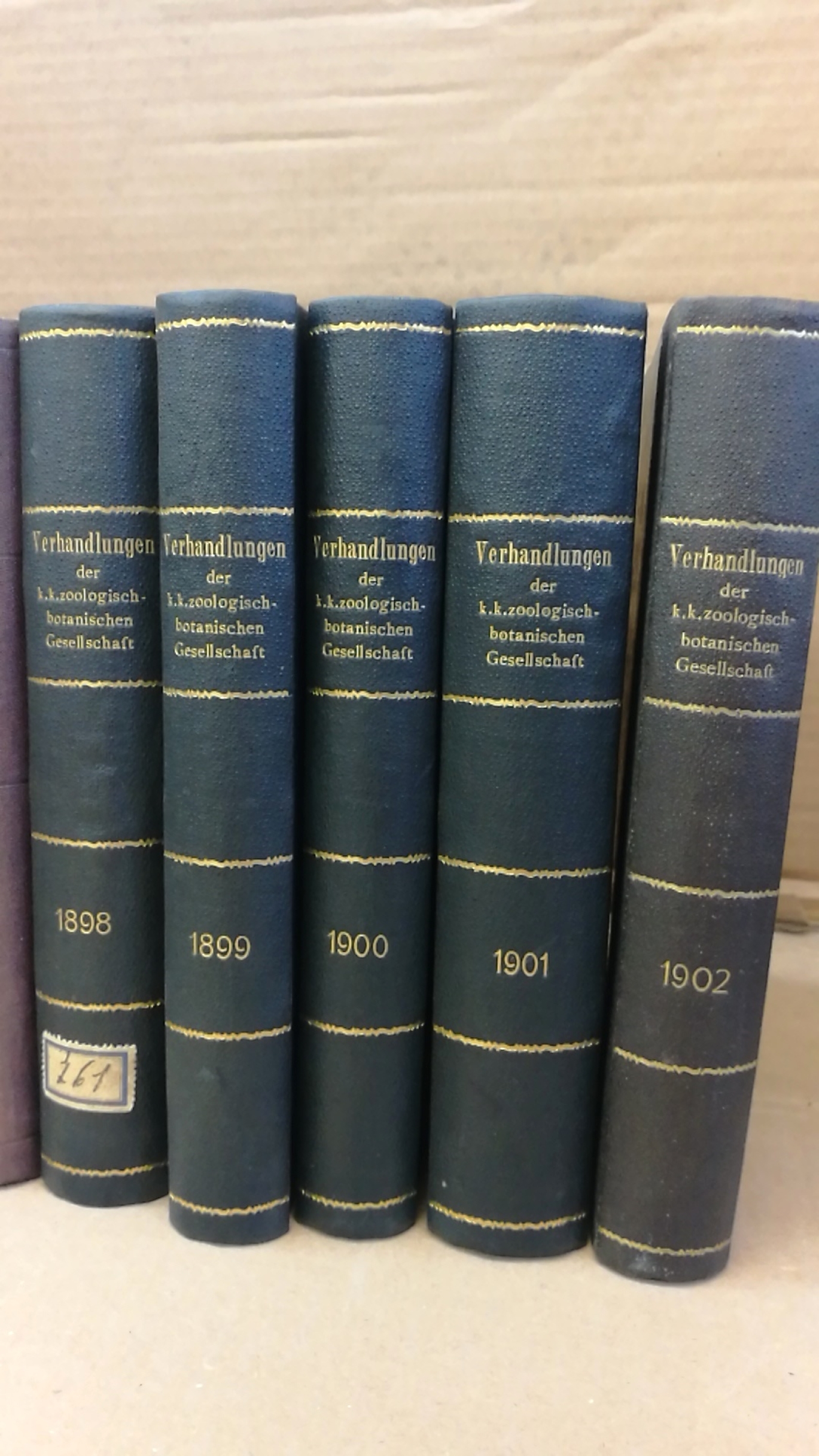 Zoologisch-Botanische Gesellschaft Wien (Hrgs.): Verhandlung der kaiserlich.königlichen zoologisch-botanischen Gesellschaft in Wien. Jahrgang 1898-1902, 43-52. Band  (= 10 Bände)