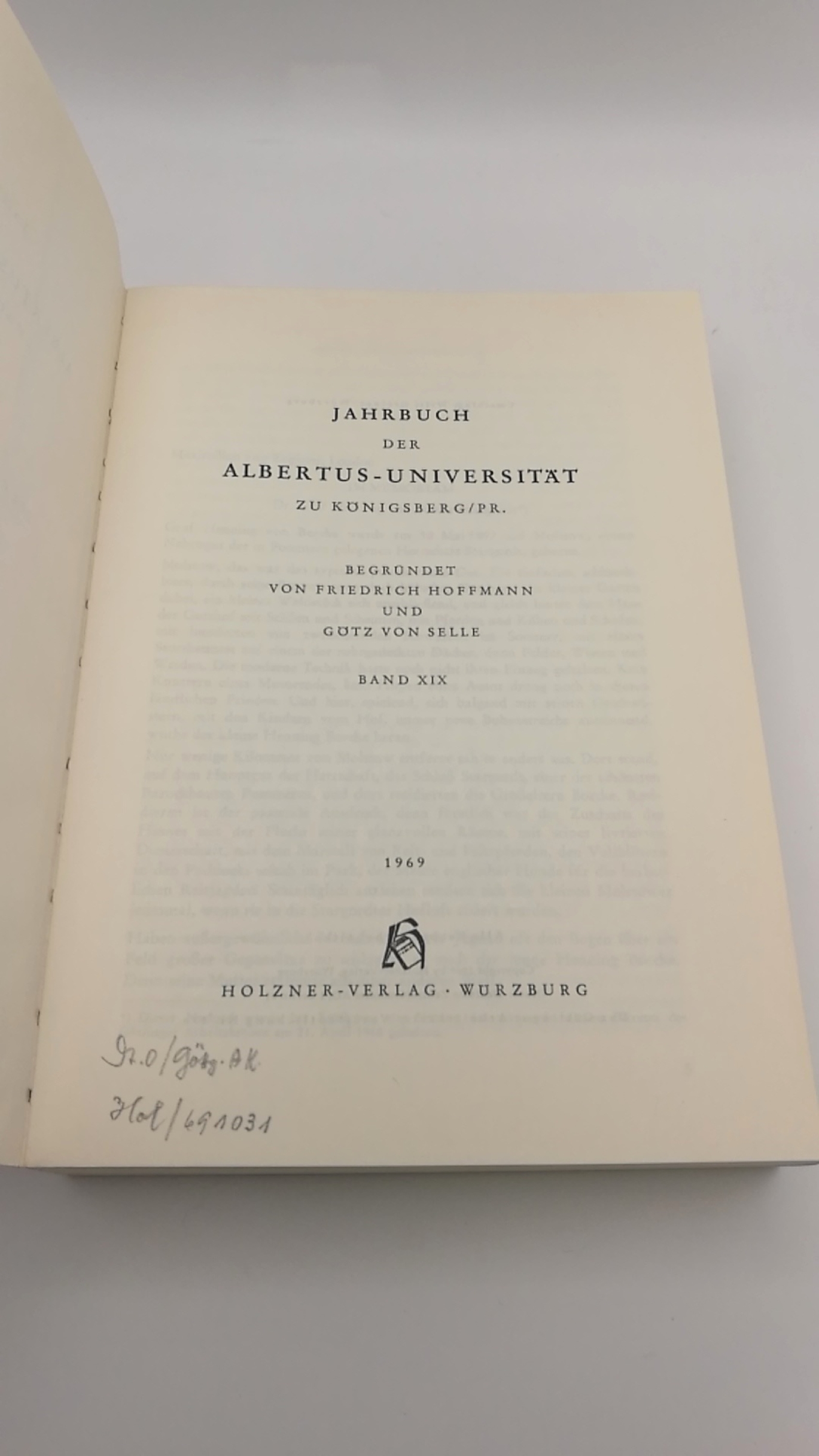 Göttinger Arbeitskreis (Hrgs.), : Jahrbuch der Albertus-Universität zu Königsberg/Pr. Band XIX. [19] 