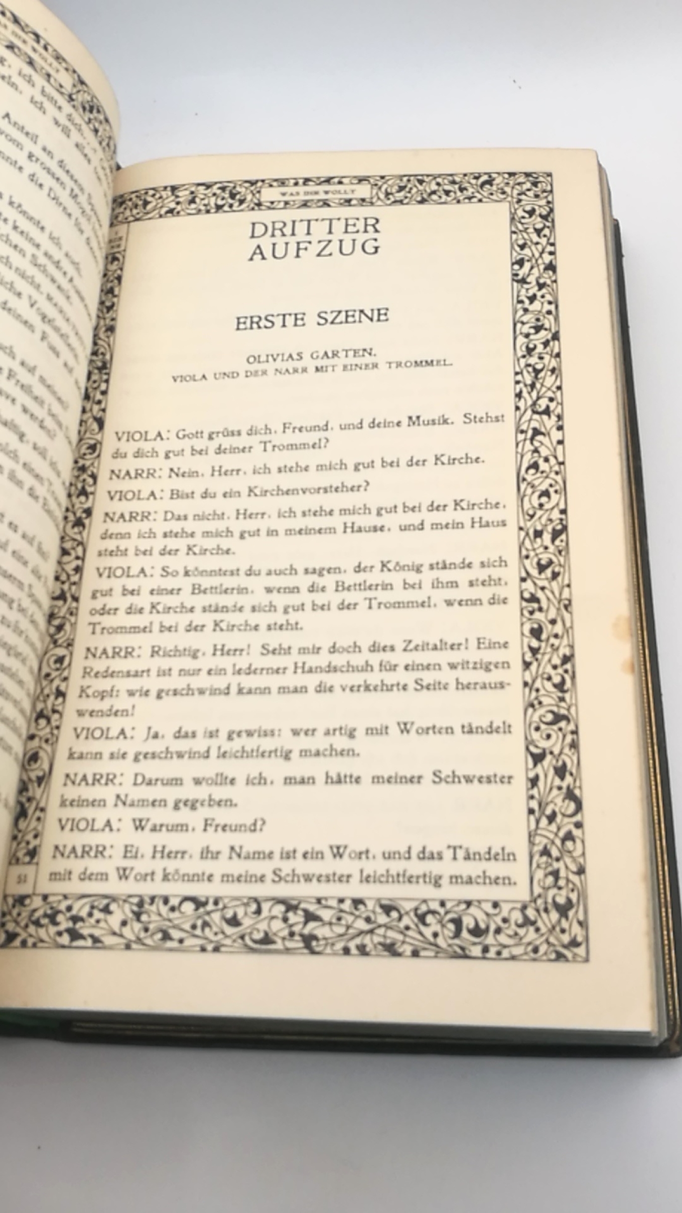 Gundolf, Friedrich (Hrgs.): Was ihr wollt. Mass für Mass. Troilus und Cressida. Timon von Athen. Shakespeare in Deutscher Sprache. VIII. [8.] Band.