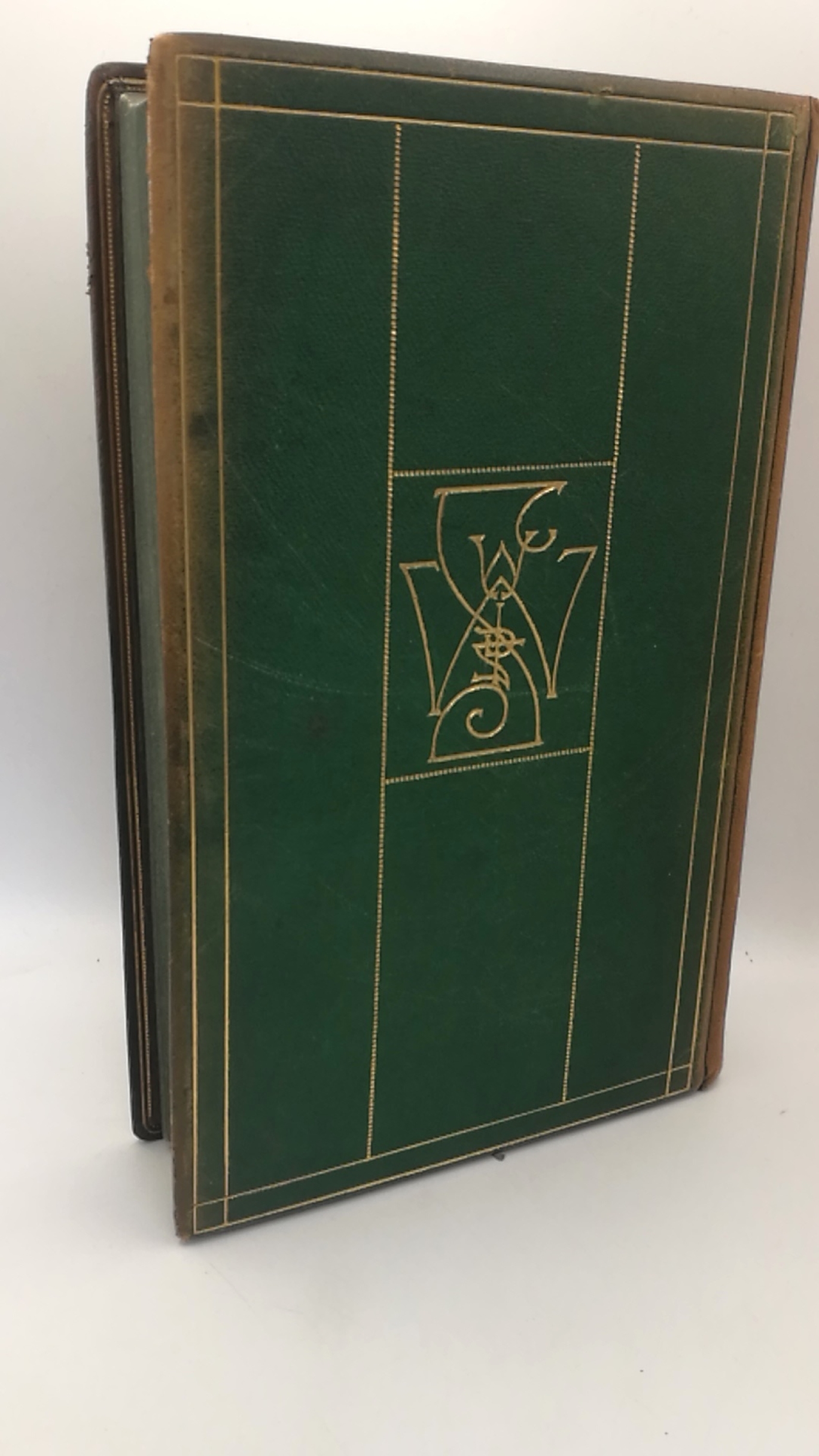 Gundolf, Friedrich (Hrgs.): Die lustigen Weiber von Windsor. Wile Lärm und Nichts. Ende gut, alles gut. Alles gut wie es euch gefällt. Shakespeare in Deutscher Sprache. VII. [7.] Band.