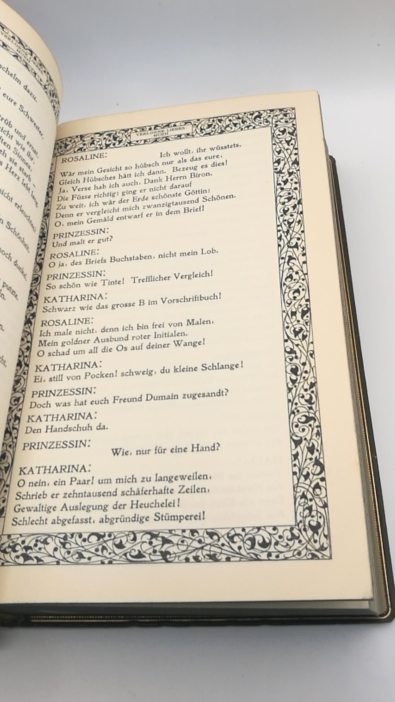 Gundolf, Friedrich (Hrgs.): Verlorene Liebesmüh. Die beiden Veroneser. Die Kömodie der Irrungen. Der Wiederspenstigen Zähmung Shakespeare in Deutscher Sprache. VI. [6.] Band.