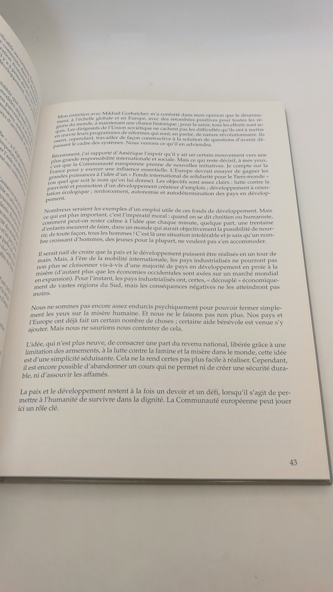 Sellin, Volker: Regards croisés. Blickwechsel. Beiträge zur deutsch-französischen Kulturgeschichte. Vierzig Jahre Heidelberg-Haus in Monpellier.