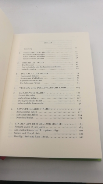 Gilmour, David: Auf der Suche nach Italien Eine Geschichte der Menschen, Städte und Regionen von der Antike bis zur Gegenwart