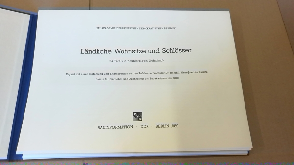 Bauakademie der Deutschen Demokratischen Republik (Hrgs.): Ländliche Wohnsitze und Schlösser 24 Tafeln in neunfarbigem Lichtdruck