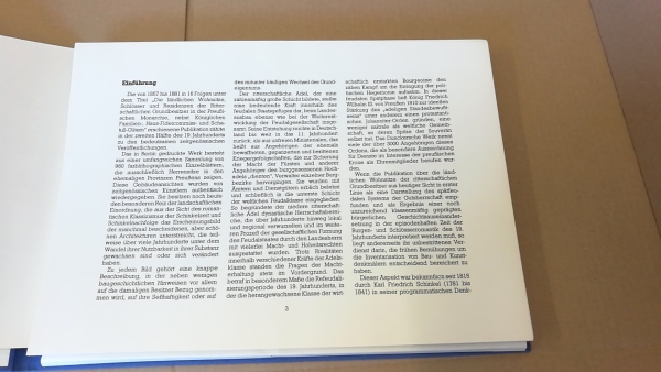 Bauakademie der Deutschen Demokratischen Republik (Hrgs.): Ländliche Wohnsitze und Schlösser 24 Tafeln in neunfarbigem Lichtdruck