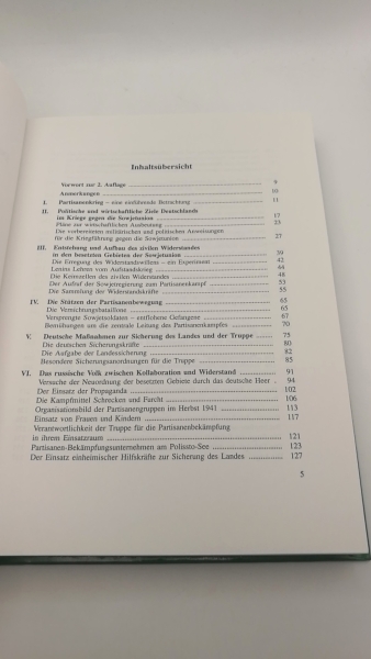 Hesse, Erich: Der sowjetrussische Partisanenkrieg 1941 bis 1944 im Spiegel deutscher Kampfanweisungen und Befehle 