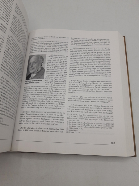 Pauselius, Peter (Verfasser): ... trotz der Schwere der Zeit ... Dokumentation über das Leben in der Stadt Preetz 1945 - 1955 / Peter Pauselius