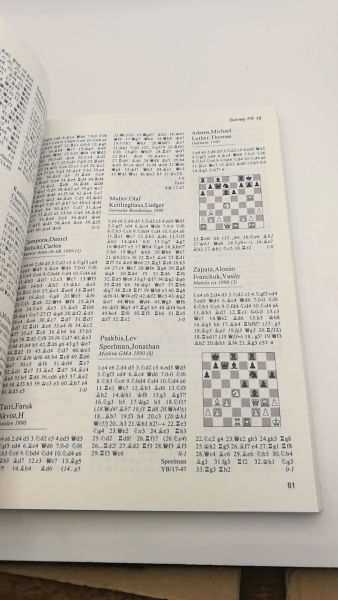 Sosonko / van der Sterren (Ed.), Genna / Paul: New in Chess. Yearbook 21. 1991. featuring Database Survey & Theoretical Articles