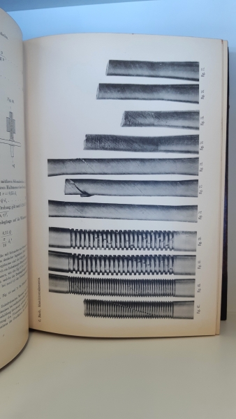 Bach, C.: Die Maschinen-Elemente. Ihre Berechnung und Konstruktion mit Rücksicht auf die neueren Versuche.