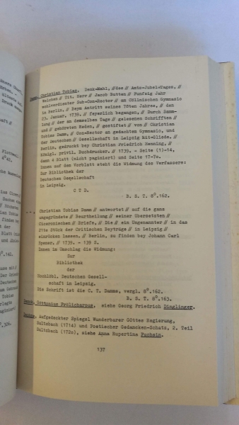 Zentralantiquariat der DDR (Hrgs.): Bibliographie zur Barockliteratur. Bibliotheca Societatis Teutonicae Saeculi XVI-XVIII. 2 Bände. Katalog der Büchersammlung der Deutschen Gesellschaft in Leipzig. Nach dem von Ernst Kroker bearbeiteten handschriftlichen