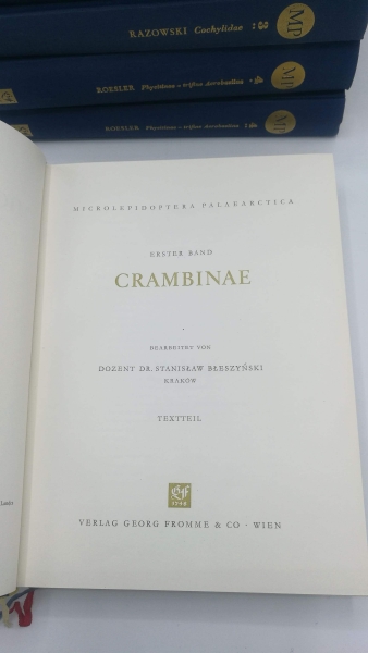 Amsel (Hrsg.), Dr. Hans Georg: Microlepidoptera palaearctica. Band 1 bis 4 in 8 Bänden (Text- und Tafelband).