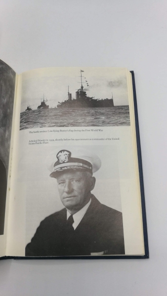 Warner, Oliver: COMMAND AT SEA Great Fighting Admirals From Hawke To Nimitz.