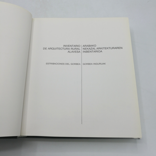 Palacios Mendoza, Victorino: Inventario de arquitectura rural alavesa. Vol. III. (=2 books)