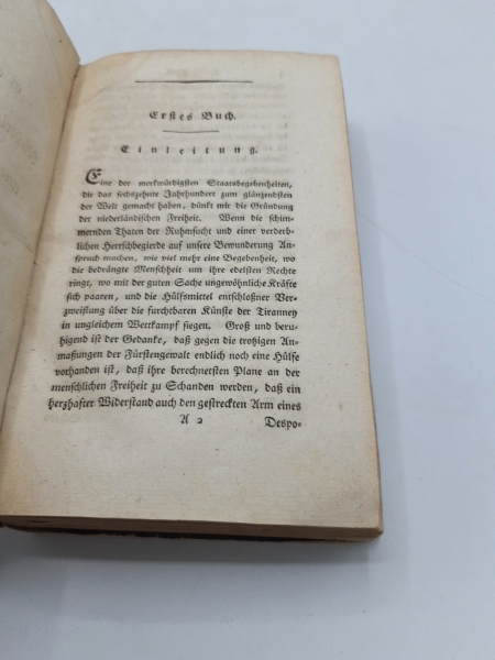 Schiller, Friedrich: [Abfall der Niederlande]. Geschichte der Niederländischen Rebellion bis zu Utrechtische Verbindung. Erster [1.] Band 