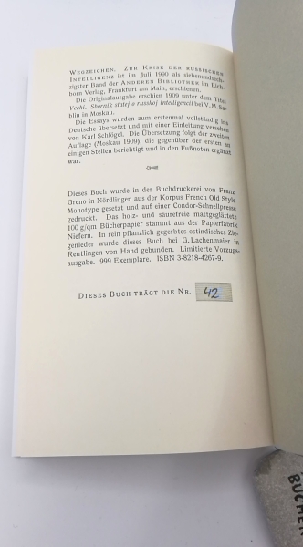 verschiedene, : Zur Krise der russischen Intelligenz. Essays von Nikolaj Berdjaev, Sergej Bulgakov, Michail Gersenzon, Aleksandr Izgoev, Bogdan Kistjakovskij, Petr Struve und Semen Frank.