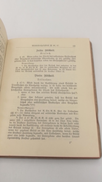 Kummer: Kommentar zum Militärstrafgesetzbuch und Reichsstrafgesetzbuch für die Zwecke der niederen Gerichtsbarkeit. (Für Gerichtsherren, Gerichtsoffiziere und Richter im Standgericht.)