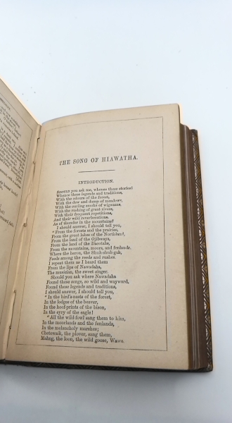 Wadsworth Longfellow, Henry: The poetical works of Henry Wadsworth Longfellow Nimmo's popular poets.