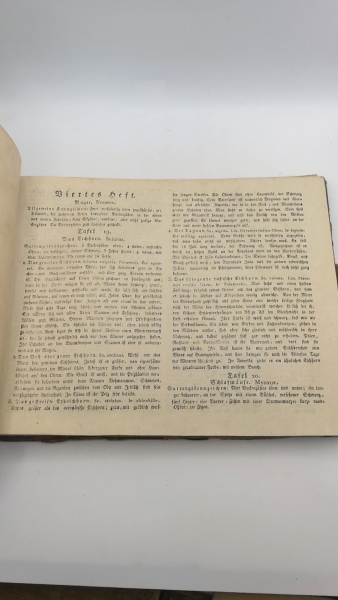 Strack, (Christian Friedrich Leberecht): Naturgeschichte in Bildern mit erläuterndem Text. Säugethiere (77von 84), Vögel (72, kpl.), Amphibien und Lurche (36, kplt.), Fische (81 v 143).