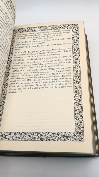 Gundolf, Friedrich (Hrgs.): Die lustigen Weiber von Windsor. Wile Lärm und Nichts. Ende gut, alles gut. Alles gut wie es euch gefällt. Shakespeare in Deutscher Sprache. VII. [7.] Band.