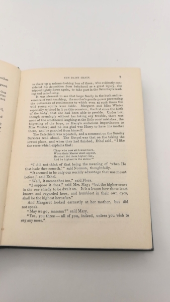 [Yonge], [Charlotte Mary]: The Daisy Chain; or, Aspirations. Vol I. A family chronicle