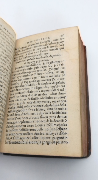 ohne Autor [Girolamo Ruscellini]: Les secrets du seigneur Alexis Piemontois Reveu, corrigé, &  augmenté d'une infinité de rares secrets