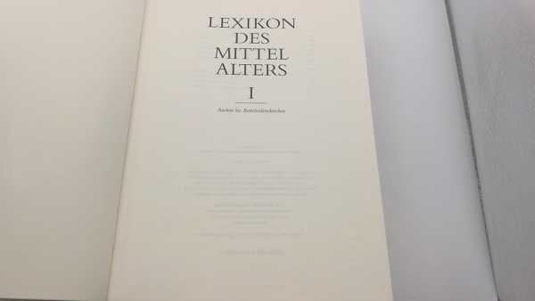 Bautier, Robert-Henri et. al.: Lexikon des Mittelalters. A - Z. Band 1 bis 9 + Mit Pinsel und Federkiel. Geschichte der Mittelalterlichen Buchmalerei = 10 Bände inkl. CD-Rom (diese ungeöffnet, unbenutzt).