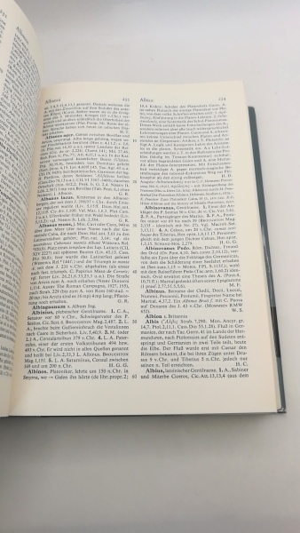 Ziegler / Sontheimer / Gärtner, Konrad / Walther / Hans (Hrgs.): Der Kleine Pauly. Lexikon der Antike. Erster [1.] Band: Aachen bis Dichalkon auf der Grundlage von Pauly's Realencyclopädie der Classischen Altertumswissenschaft