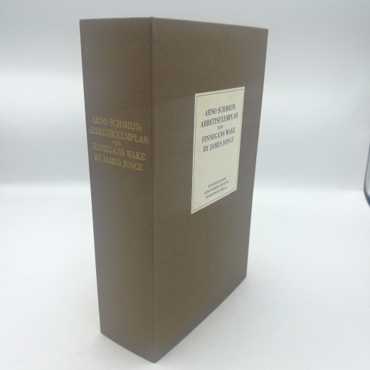 Schmidt, Arno: Arno Schmidt's Arbeitsexemplar von Finnegans Wake by James Joyce Faksimile des von Arno Schmidt mit verschiedenen Bunt- und Bleistiftunterstreichungen, Randglossen und Kleinstübersetzungen versehenen Arbeitsexemplars der Ausgabe von 1950. B